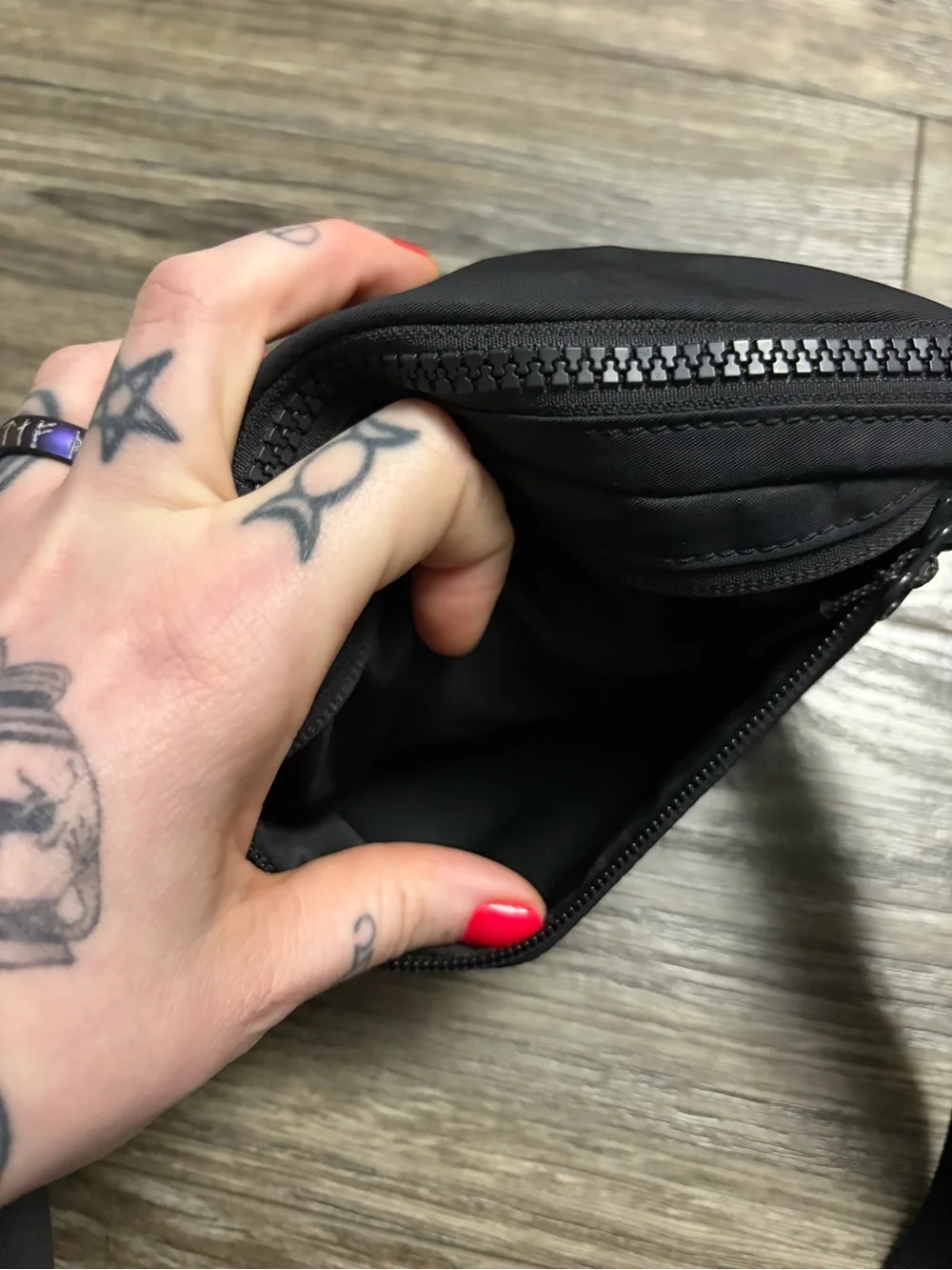 lululemon athletica measurements closure black